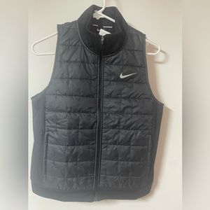 Nike Therma-FIT Women's Synthetic-Fill Running Vest Size Small